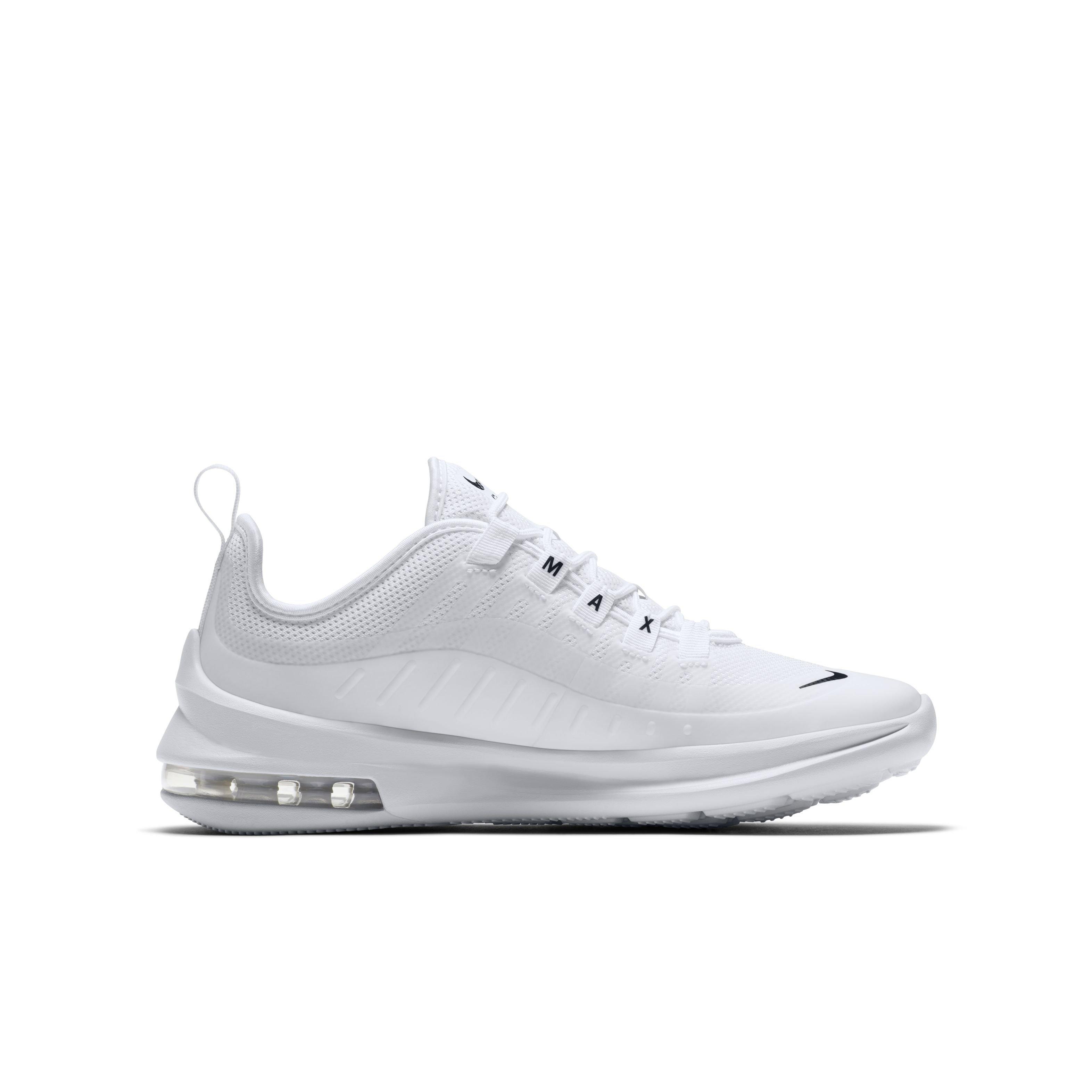 Nike air max axis grade clearance school